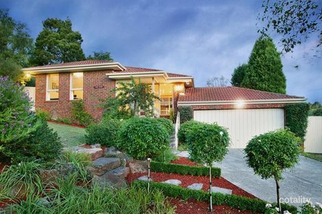 9 Charles Ct, Warranwood, VIC 3134