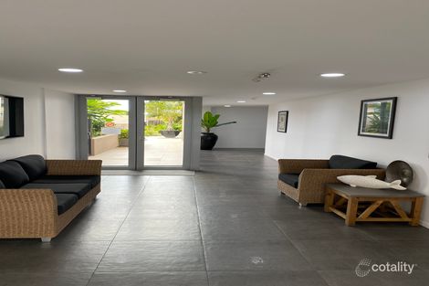 Property photo of 21/2242 Logan Road Upper Mount Gravatt QLD 4122