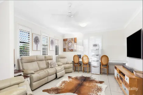 Property photo of 13 Audrey Drive Gracemere QLD 4702