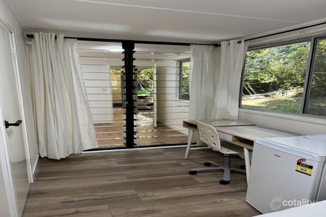 Property photo of 86 Dell Road St Lucia QLD 4067