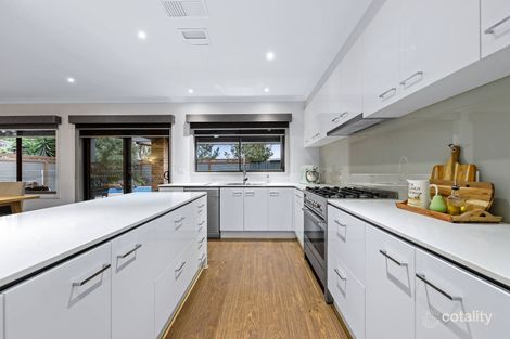 Property photo of 13 Labassa Court Keysborough VIC 3173