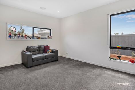 Property photo of 19 Ormiston Crescent Werribee VIC 3030