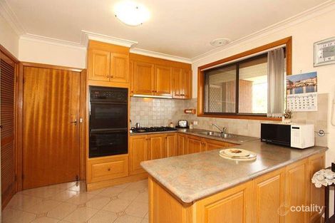 Property photo of 12 Kalorama Place Thomastown VIC 3074
