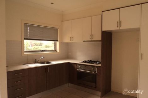 Property photo of 2/47 Storey Road Reservoir VIC 3073