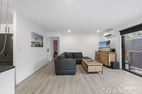 Property photo of 2/23 Chainey Avenue Miami QLD 4220