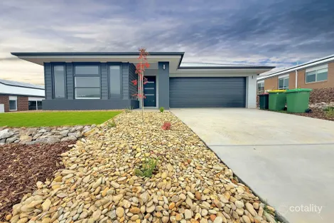10 Pierson Ave, Leneva, VIC 3691