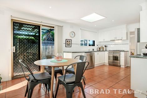 Property photo of 19 Rowan Drive Kealba VIC 3021