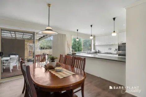 Property photo of 14 Guest Road Pakenham VIC 3810