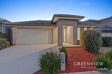 3 Arapiles St, Cranbourne North, VIC 3977