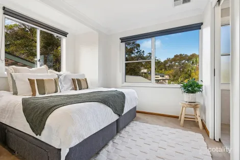 Property photo of 12 Alleyne Avenue North Narrabeen NSW 2101