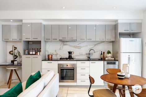 Property photo of 9/141 Dornoch Terrace Highgate Hill QLD 4101