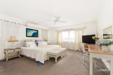 Property photo of 1/32 Compass Drive Biggera Waters QLD 4216