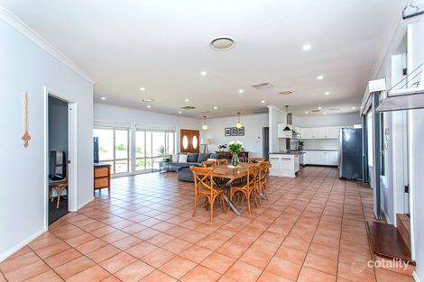 Property photo of 8 Banksia Close Cowra NSW 2794