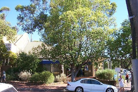 31 Haynes St, Kalamunda, WA 6076