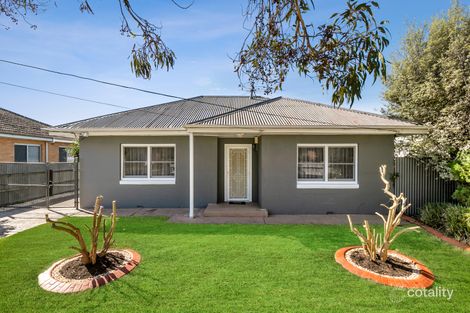 24 Willow Cres, Bell Park, VIC 3215