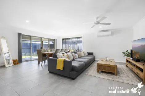 Property photo of 89 Sovereign Drive Thrumster NSW 2444