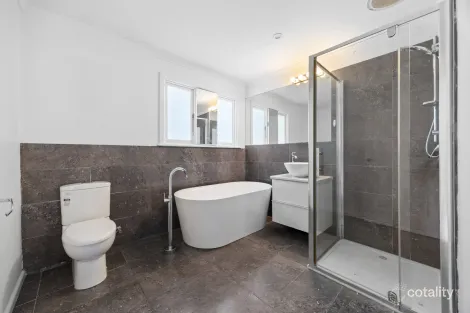 Property photo of 29 Grandview Grove Wendouree VIC 3355