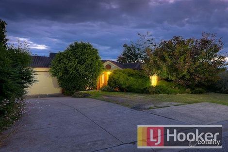 Property photo of 1 Harcourt Way Berwick VIC 3806