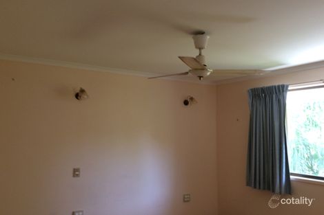 27/419-429 Boat Harbour Dr, Torquay, QLD 4655