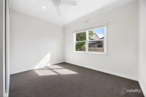 Property photo of 29 Grandview Grove Wendouree VIC 3355