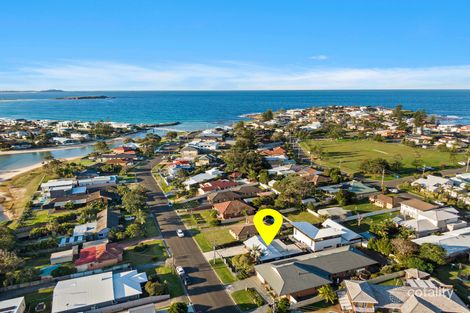 6 Headland Pde, Barrack Point, NSW 2528