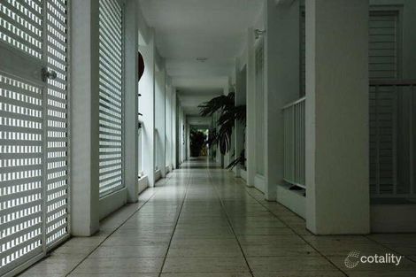 Property photo of 110/123-127 Williams Esplanade Palm Cove QLD 4879