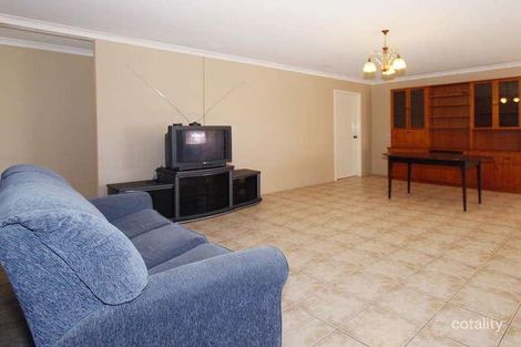 Property photo of 5 Paddington Court Bibra Lake WA 6163