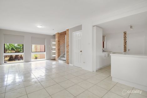Property photo of 7/9-11 Bruce Road Fernhill NSW 2519