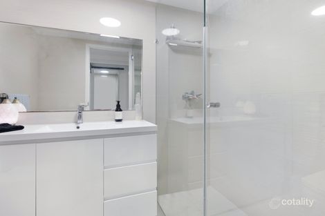 Property photo of 8/2320-2330 Gold Coast Highway Mermaid Beach QLD 4218