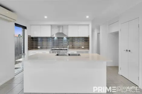 Property photo of 10 Illidge Street Augustine Heights QLD 4300