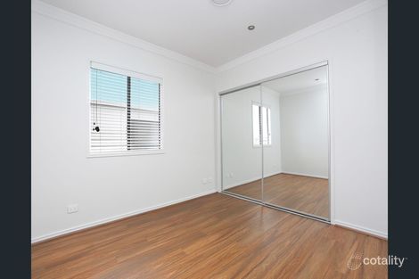 Property photo of 1902 Sunningdale Court Hope Island QLD 4212
