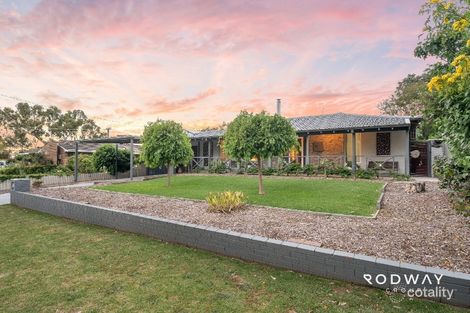 94 Clifton St, Kelmscott, WA 6111