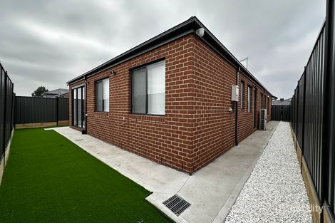 Property photo of 16 Mudrooroo Circuit Kalkallo VIC 3064