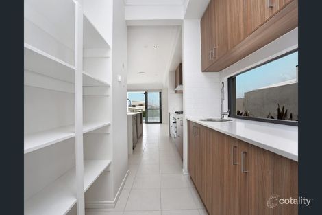 Property photo of 1902 Sunningdale Court Hope Island QLD 4212