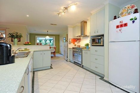 Property photo of 31 Quartz Grove Epping VIC 3076