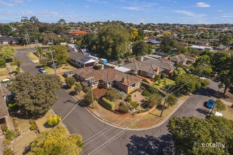 5 Moreton Bay Dr, Highton, VIC 3216