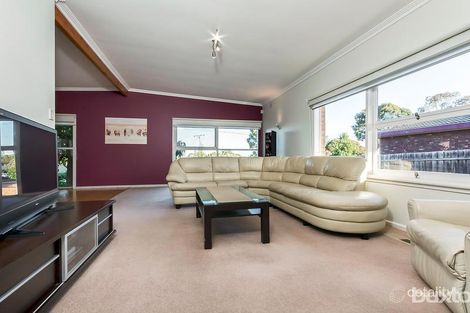 Property photo of 8 Alkoomi Avenue Hamlyn Heights VIC 3215