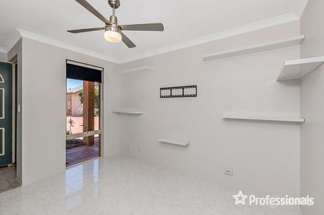 Property photo of 4/23 Royal Palm Drive Warnbro WA 6169