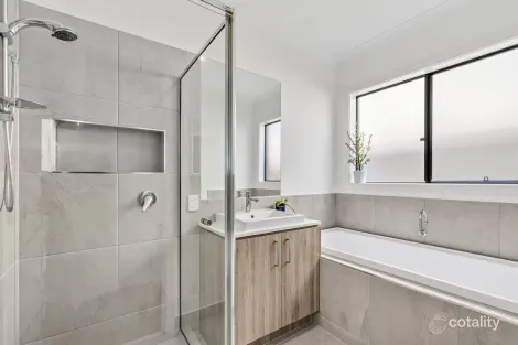 Property photo of 45 Gymea Street Mount Duneed VIC 3217