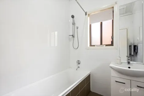 Property photo of 40 Auburn Parade Cringila NSW 2502