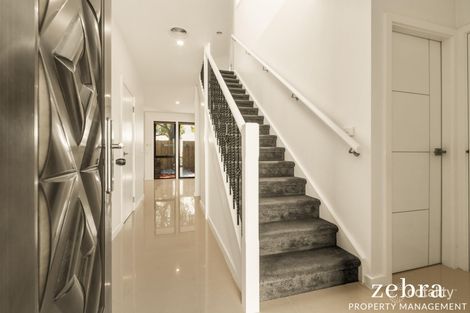 Property photo of 21 Autumn Crescent Carrum Downs VIC 3201