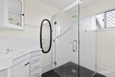 Property photo of 11 Norris Court Oakey QLD 4401