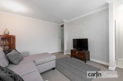 Property photo of 15 Essence Bend Atwell WA 6164
