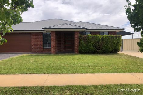 8 Tayla Ct, Euston, NSW 2737