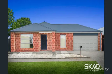 7 Weavers St, Manor Lakes, VIC 3024