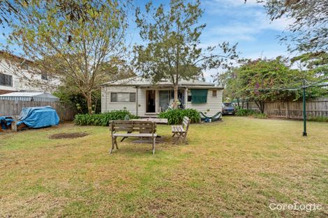 Property photo of 30 Raywood Avenue Cowes VIC 3922