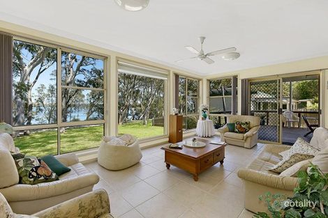 Property photo of 192 Buff Point Avenue Buff Point NSW 2262