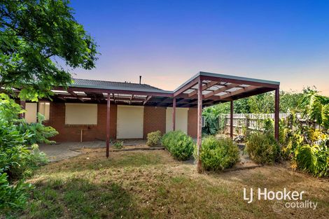 Property photo of 16 Hawking Avenue Hampton Park VIC 3976