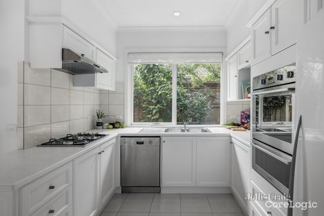 Property photo of 2/35 Nicholson Street Balwyn North VIC 3104