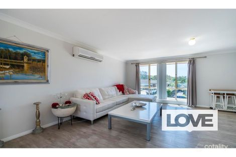 Property photo of 24 Canopus Close Marmong Point NSW 2284